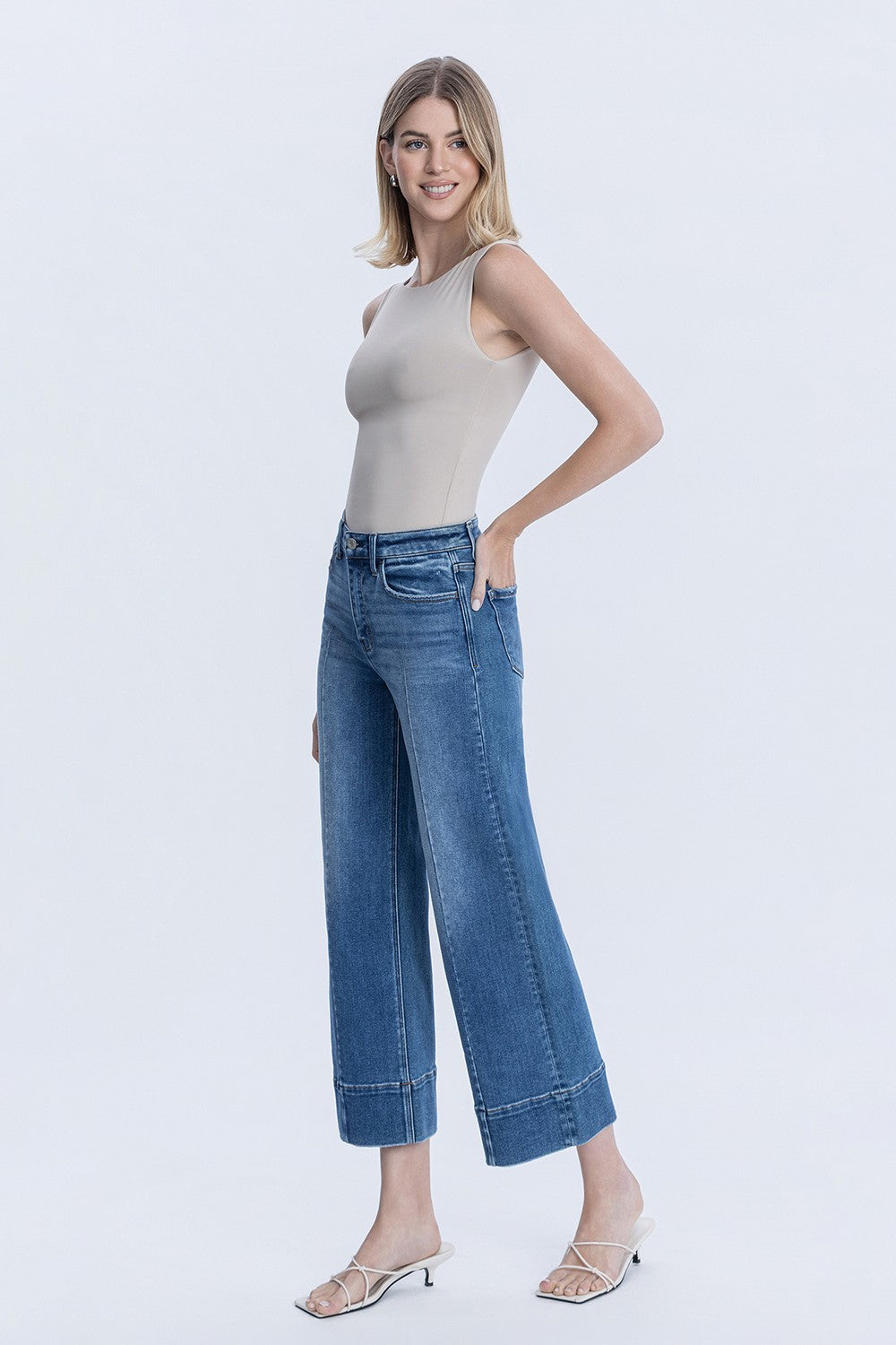Aura Jeans