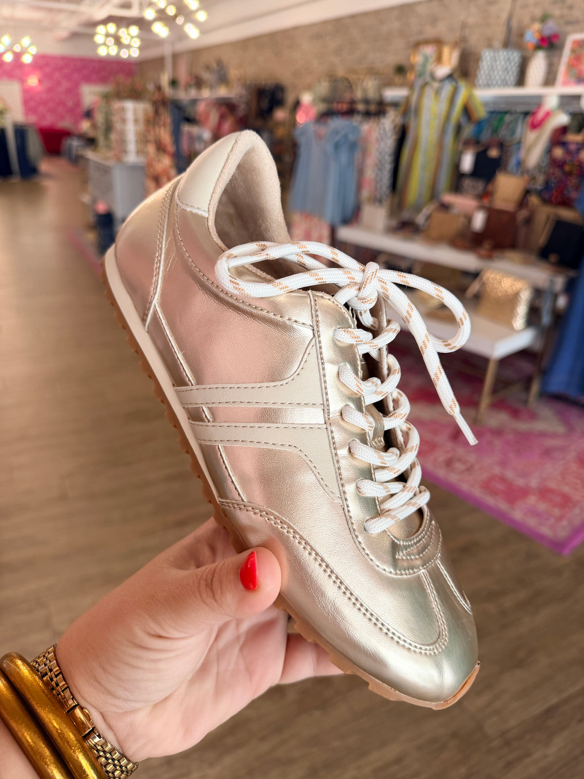 Kaden Sneaker