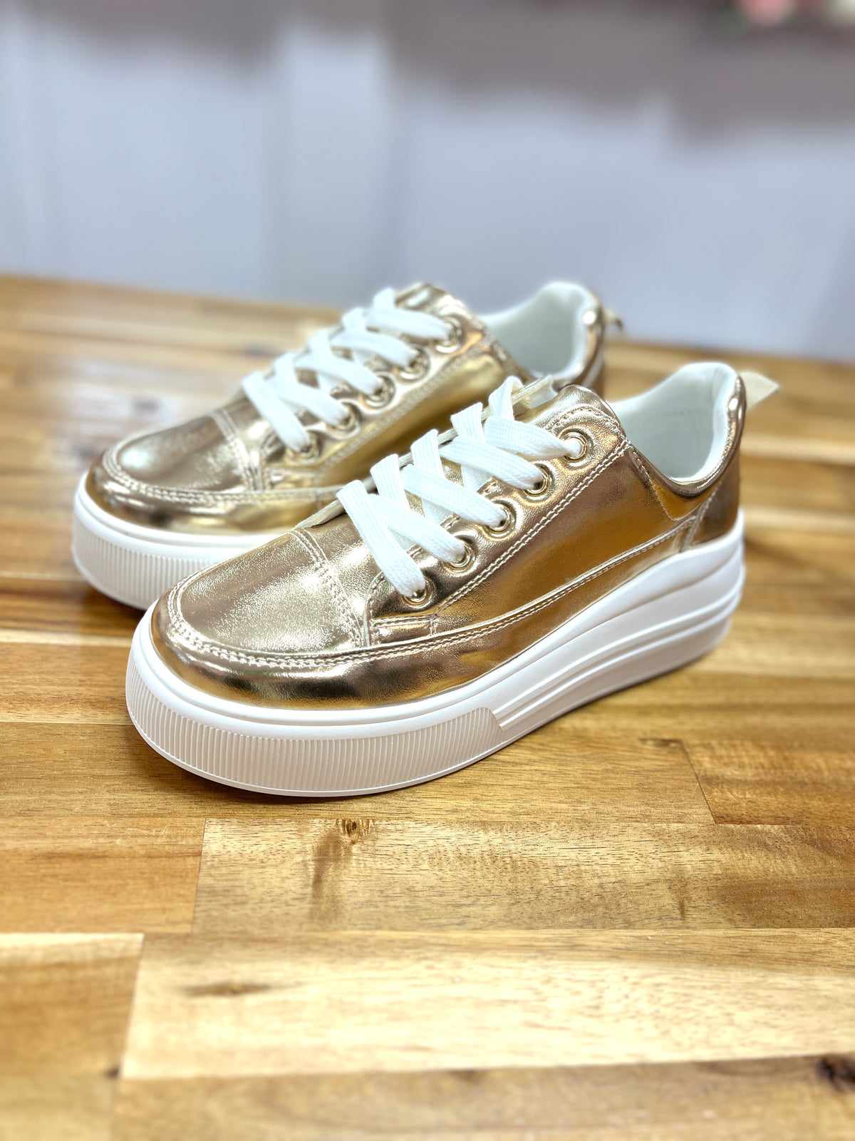 Goldie Sneakers