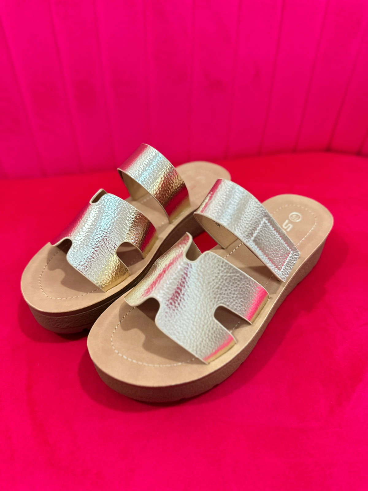 Tonya Sandals